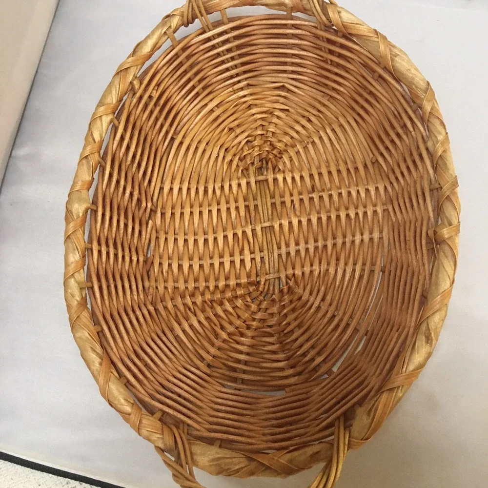 Wicker Oval Serving Basket Tray Unisex Medium Tan Woven Boho Decor Dual Handles